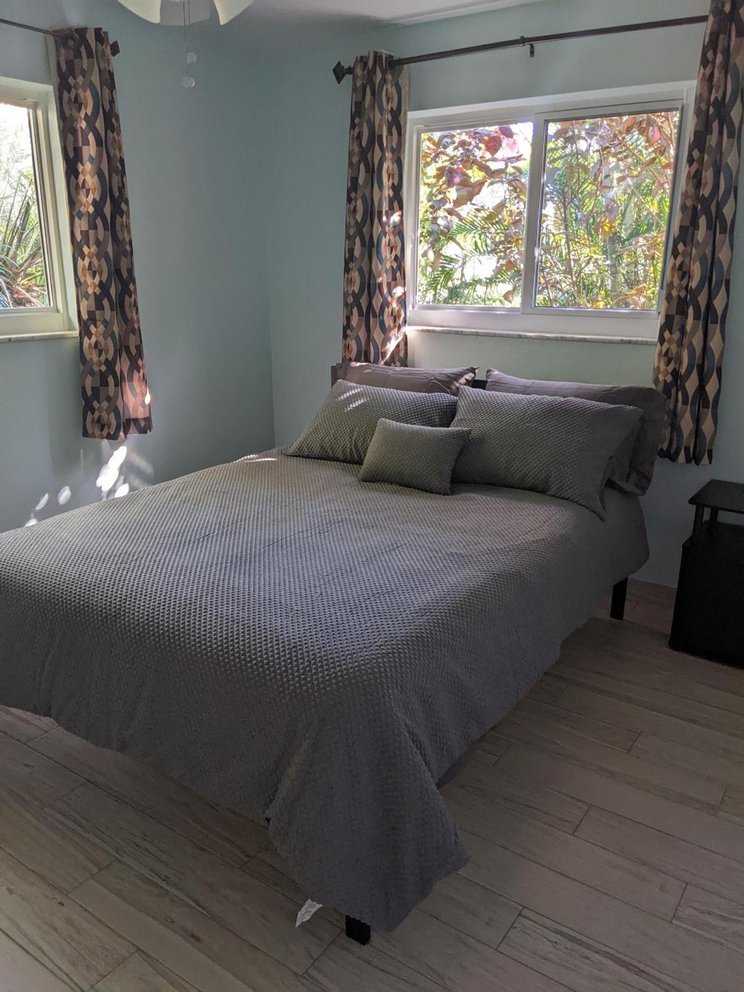 Lovely 3-Bd, Walk To Bars, 9 Min Drive From Beach! Heated Pool. Fort Lauderdale Exteriör bild
